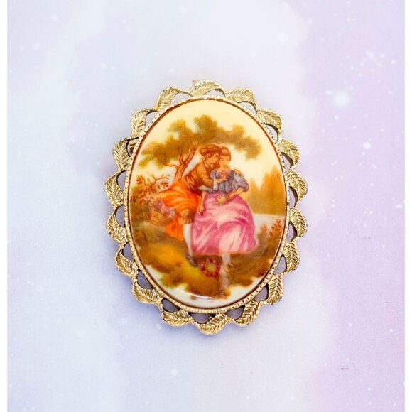 Vintage Garden Lovers Painting Brooch | Gold Tone | J27 - Picture 1 of 2